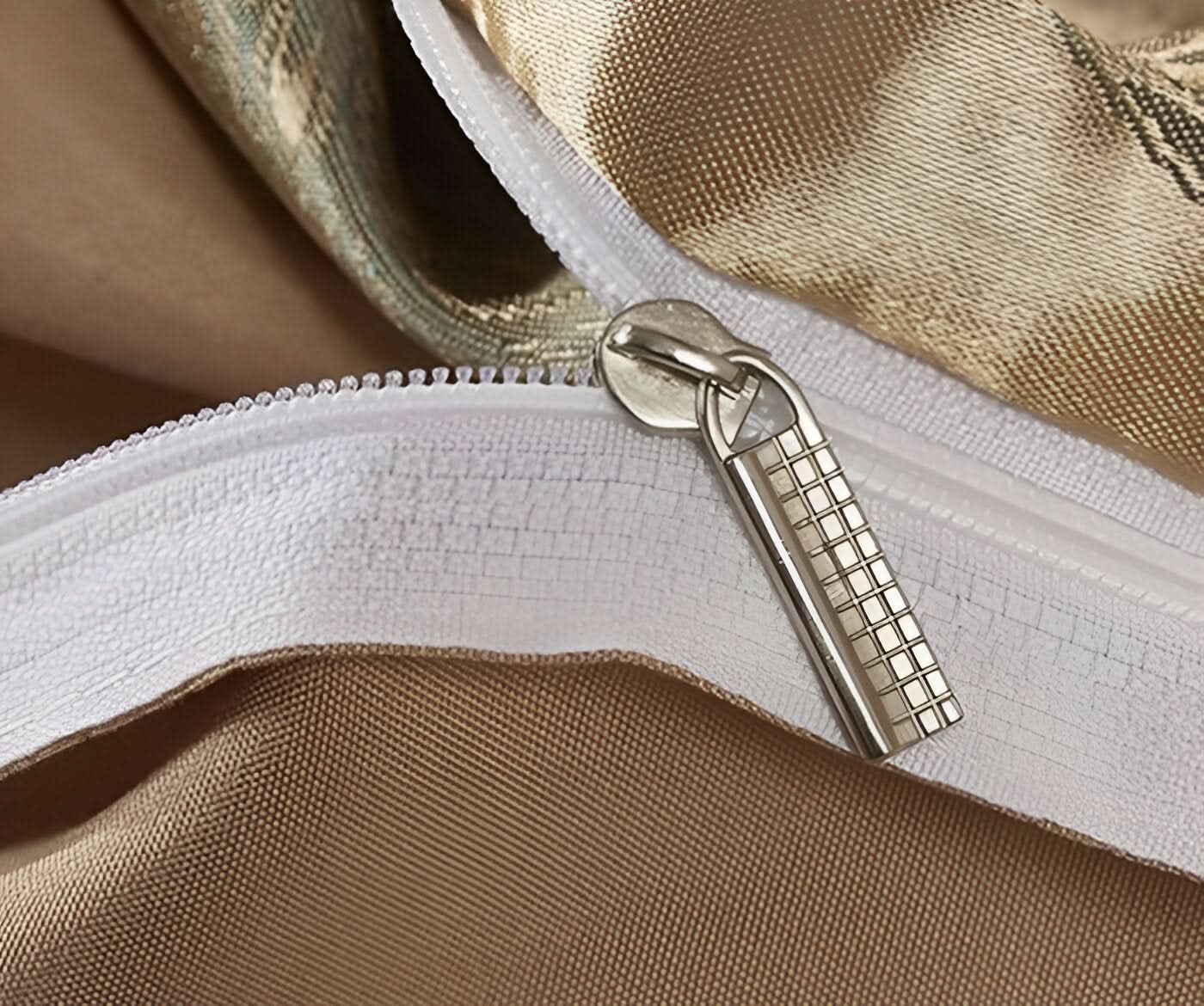 SILKLOFT – Elegant Satin Jacquard Bed Linen Set